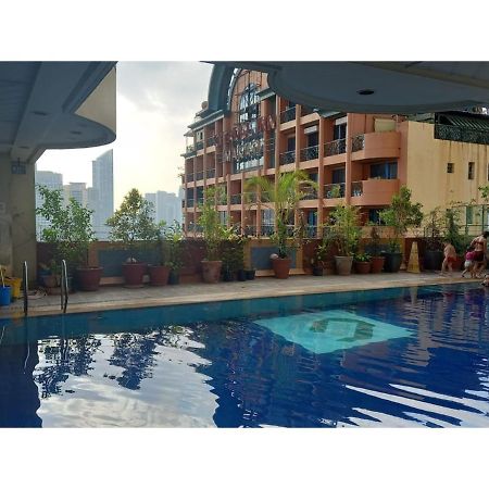 Capital O 914 Makati Palace Hotel San Pedro Makati Eksteriør billede