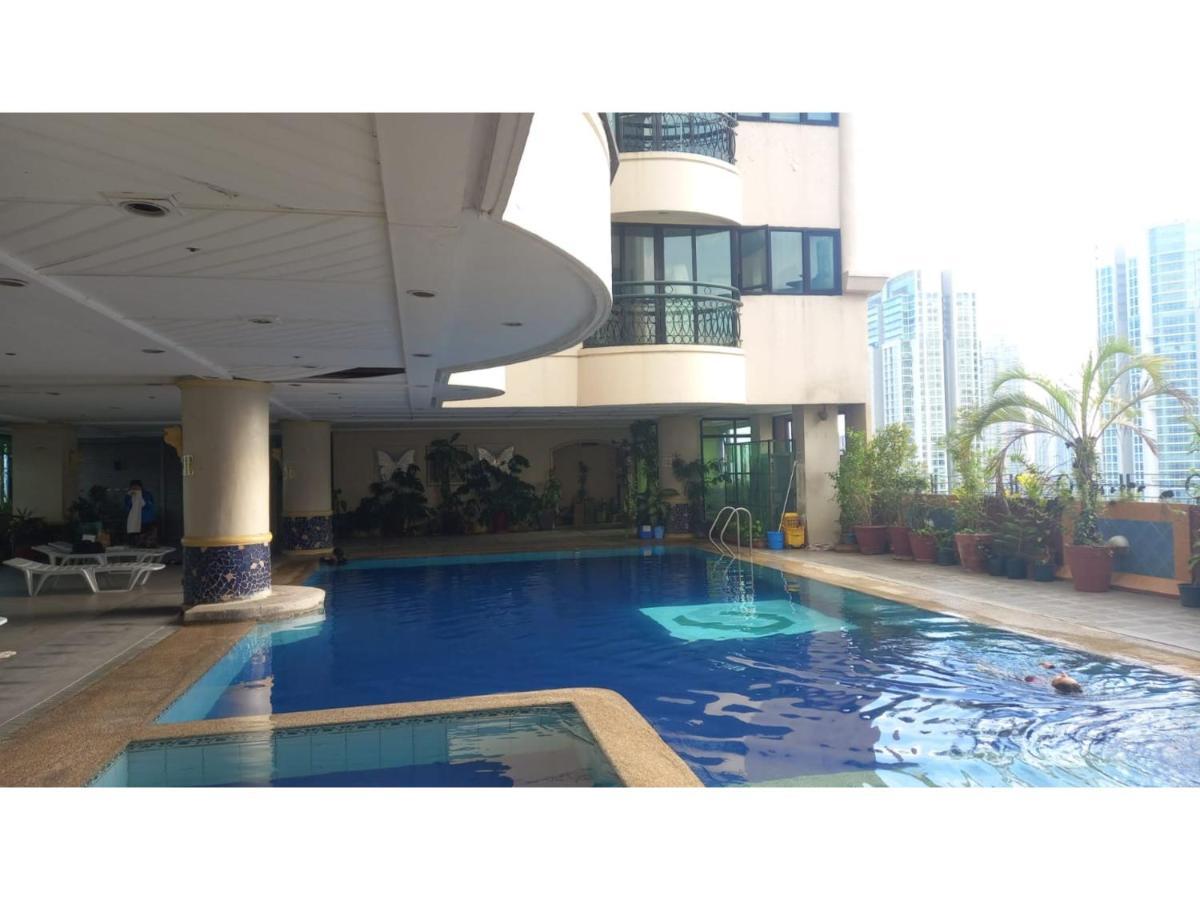 Capital O 914 Makati Palace Hotel San Pedro Makati Eksteriør billede